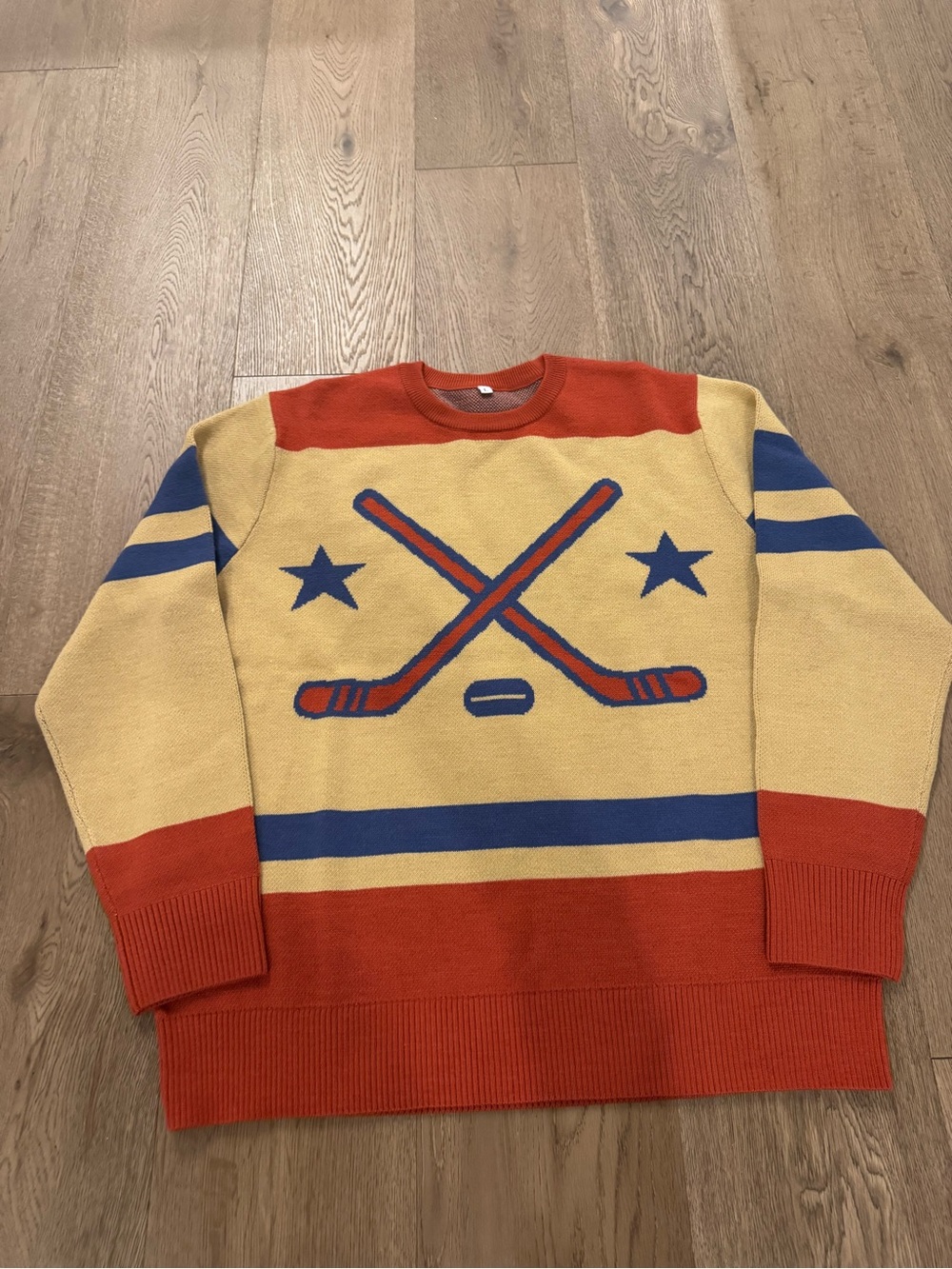 Men's Athletic-Inspired Crewneck Sweater in Yellow & Orange